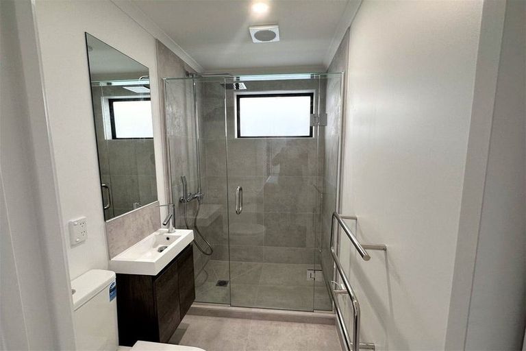 Photo of property in 49a Constable Road, Waiuku, 2123