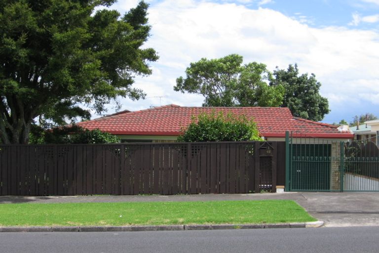 Photo of property in 1/46 Rawhiti Road, One Tree Hill, Auckland, 1061
