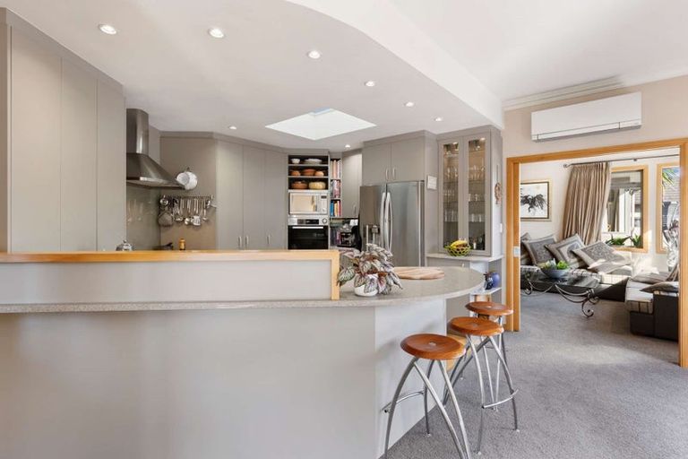 Photo of property in 114 Tuihana Drive, Papamoa Beach, Papamoa, 3118