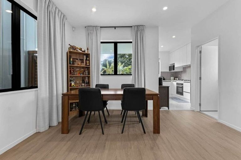 Photo of property in 2 Fields Road, Manurewa, Auckland, 2102