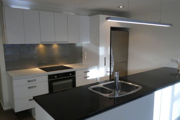 Photo of property in Bellagio Apartments, 1b/39 Taranaki Street, Te Aro, Wellington, 6011