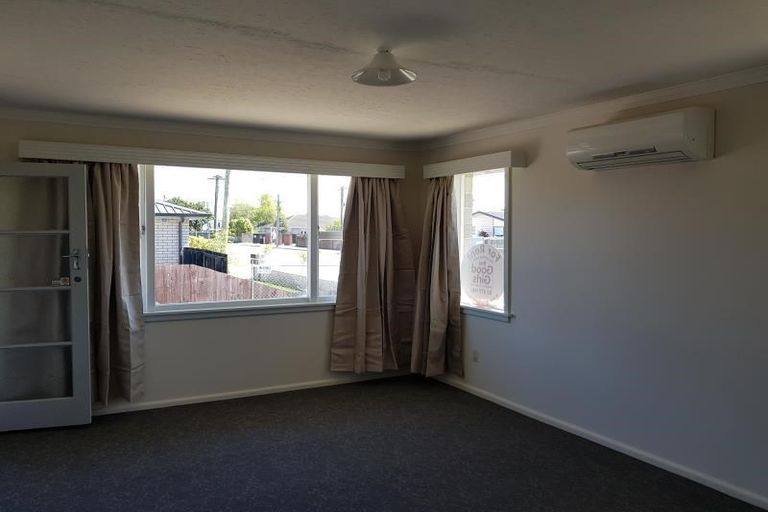 Photo of property in 1/168 Edgeware Road, Edgeware, Christchurch, 8013
