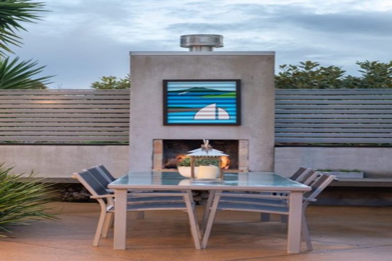 Photo of property in 2/32a Bracken Avenue, Takapuna, Auckland, 0622