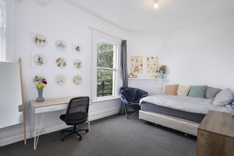 Photo of property in 33 Duke Street, North Dunedin, Dunedin, 9016