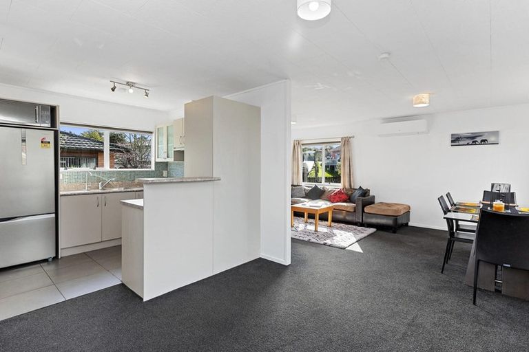 Photo of property in 2/85 Harmel Road, Glendene, Auckland, 0602