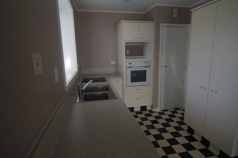 Photo of property in 41 Guildford Street, Burnside, Christchurch, 8053