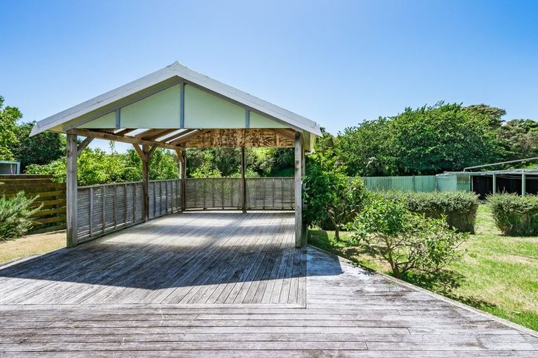 Photo of property in 27 Goldsborough Avenue, Raumati Beach, Paraparaumu, 5032