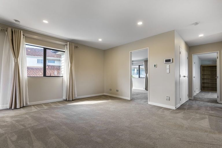 Photo of property in 4b Bennett Road, Pakuranga, Auckland, 2010