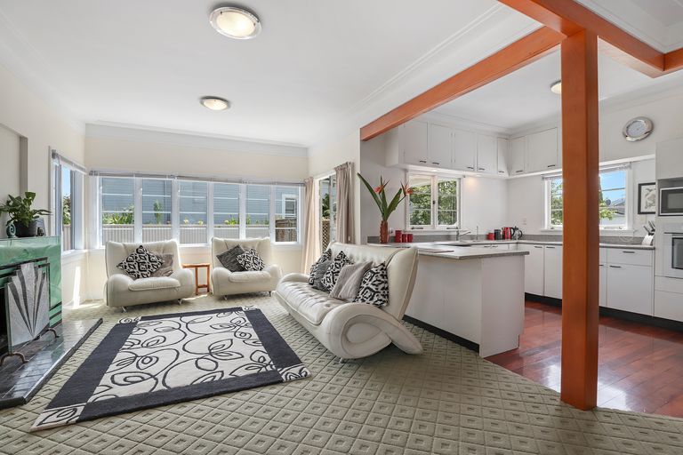 Photo of property in 84 Kenrick Street, Te Aroha, 3320