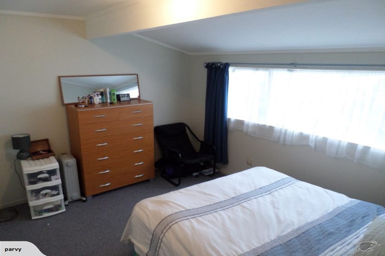 Photo of property in 3/49 Apu Crescent, Lyall Bay, Wellington, 6022