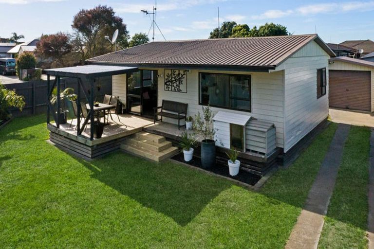 Photo of property in 70a Topaz Drive, Papamoa Beach, Papamoa, 3118