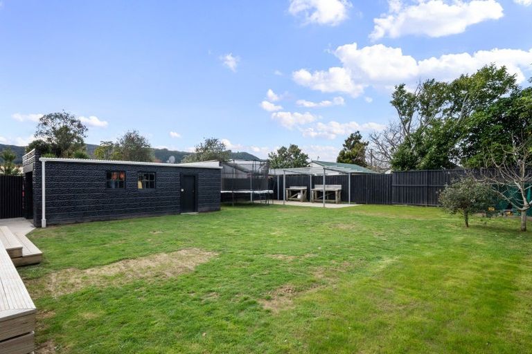 Photo of property in 28 Routley Crescent, Elderslea, Upper Hutt, 5018