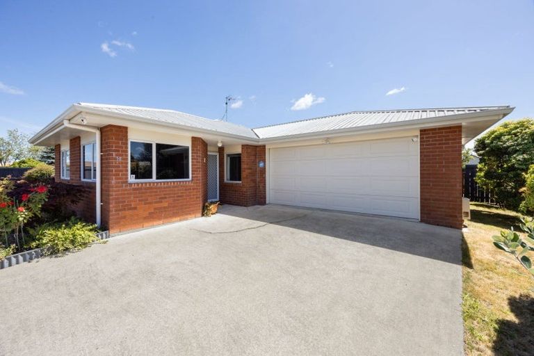Photo of property in 50 Catalina Drive, Melville, Hamilton, 3206