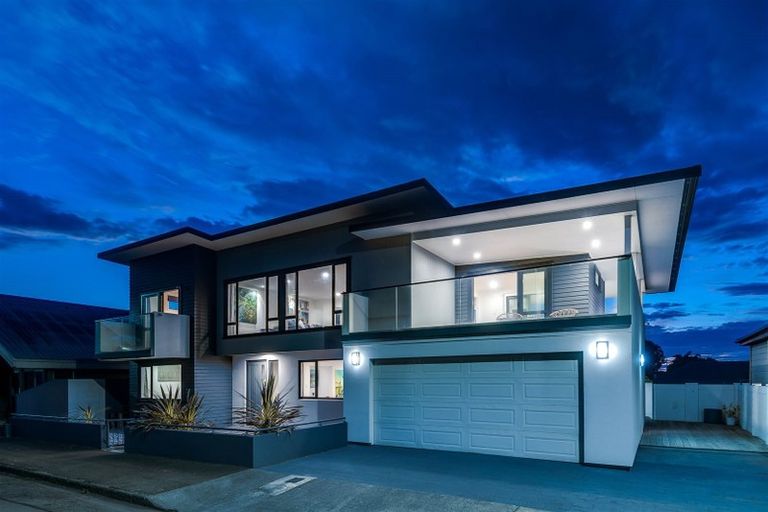 Photo of property in 633 Marine Parade, Napier South, Napier, 4110
