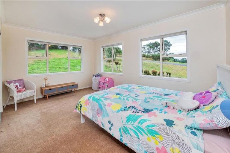 Photo of property in 170 Gatfield Road, Kaukapakapa, 0873