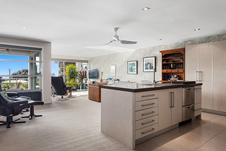 Photo of property in Horizon Apartments, 232e Pohutukawa Avenue, Ohope, 3121