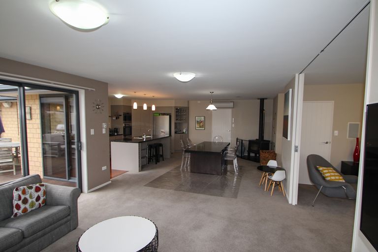 Photo of property in 14 Mcmullan Place, Oamaru North, Oamaru, 9400