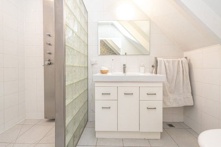 Photo of property in 10 D'arcy Road, Bastia Hill, Whanganui, 4500