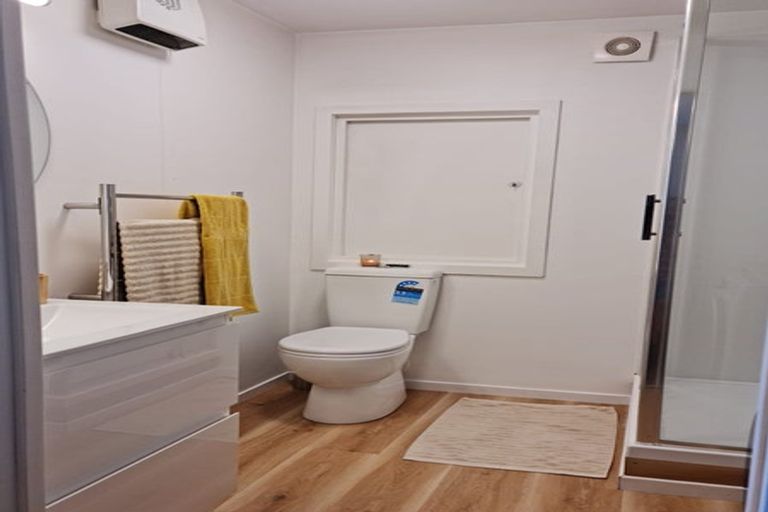 Photo of property in 2 Hornsey Road, Melrose, Wellington, 6023