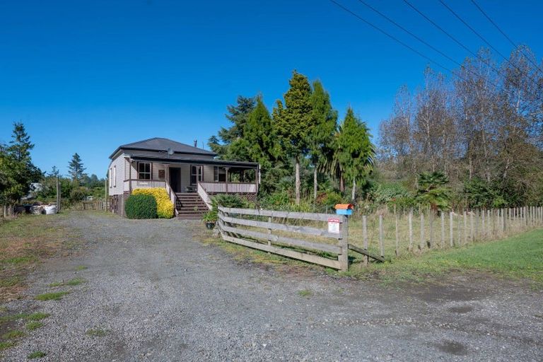 Photo of property in 27 Tongaporutu Road, Ohura, 3926