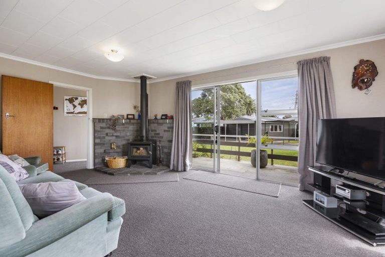 Photo of property in 28a Paritutu Road, Spotswood, New Plymouth, 4310