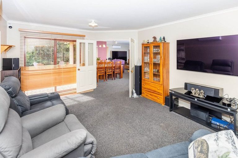 Photo of property in 6 Wychbury Court, Rototuna North, Hamilton, 3210