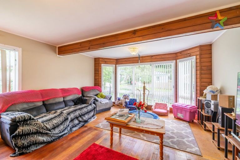 Photo of property in 65 Sunny Grove, Wainuiomata, Lower Hutt, 5014