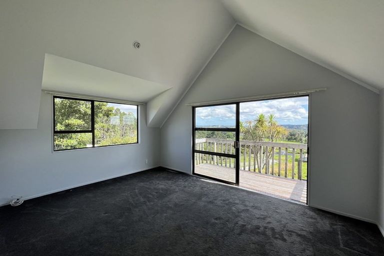 Photo of property in 390 Paremoremo Road, Paremoremo, Auckland, 0632
