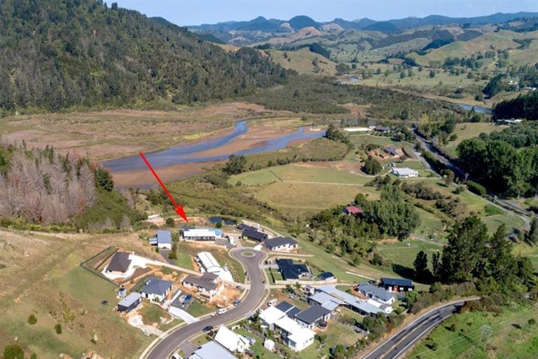 Photo of property in 139 Rangituia Street, Whangamata, 3691