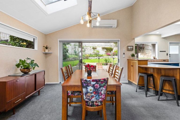 Photo of property in 8 Denholm Road, Hospital Hill, Napier, 4110