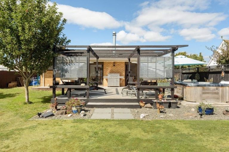 Photo of property in 16 Fenton Terrace, Te Puke, 3119