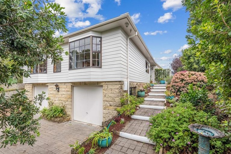 Photo of property in 100 The Esplanade, Raumati South, Paraparaumu, 5032