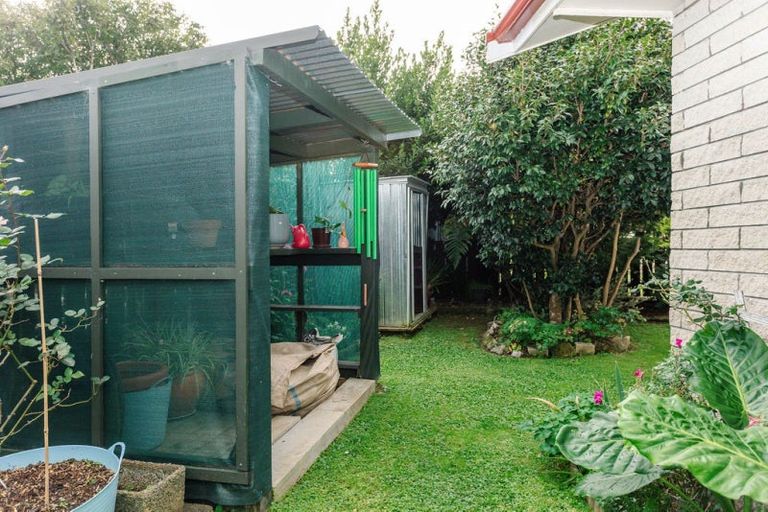 Photo of property in 17 Mccallum Street, Dannevirke, 4930