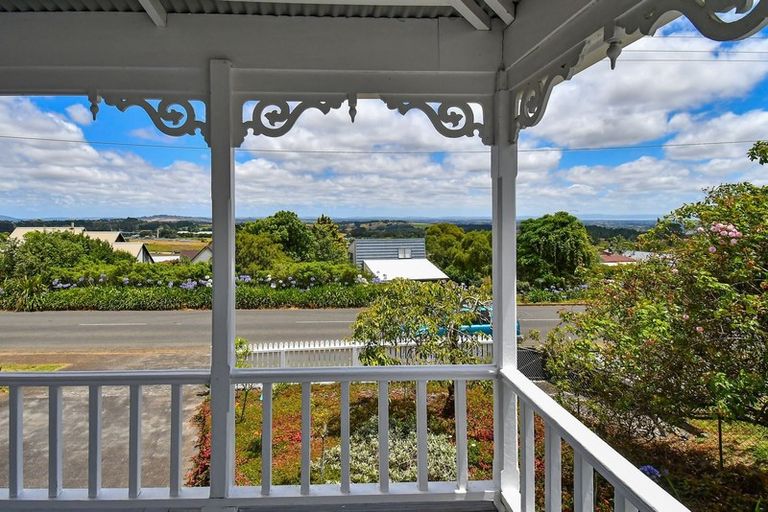 Photo of property in 165 Bombay Road, Bombay, 2675