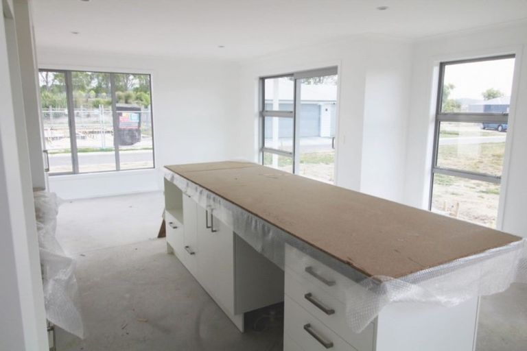 Photo of property in 28 Bastille Court, Rangatira Park, Taupo, 3330