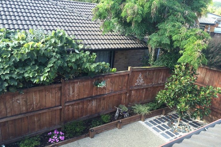 Photo of property in 26 Baltersan Drive, Flat Bush, Auckland, 2016