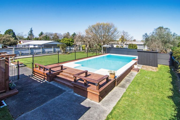 Photo of property in 77 High Street, Island Bay, Wellington, 6023