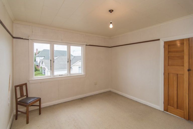 Photo of property in 42 Oxford Street, West End, Timaru, 7910