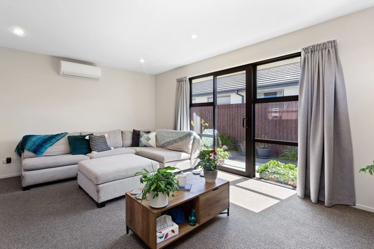 Photo of property in 7 Robalan Close, Halswell, Christchurch, 8025