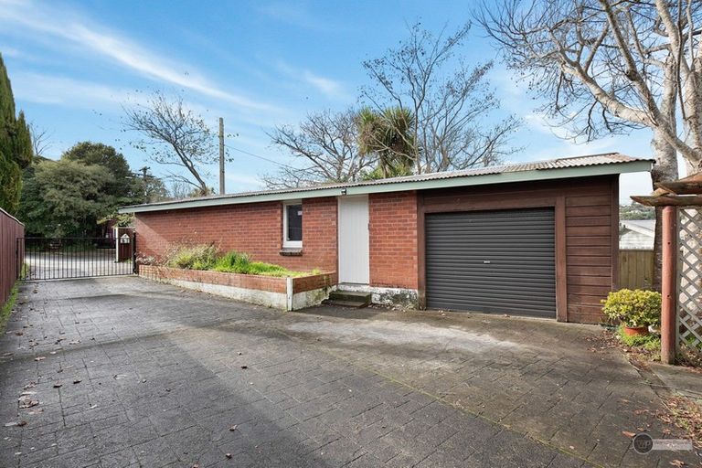 Photo of property in 18 Hugh Duncan Street, Haywards, Lower Hutt, 5018