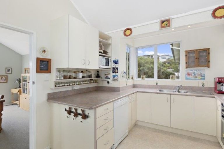 Photo of property in 49 Eskdale Road, Papakowhai, Porirua, 5024