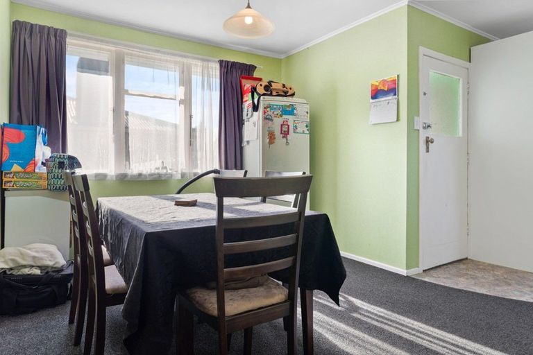 Photo of property in 132 Elizabeth Drive, Tokoroa, 3420