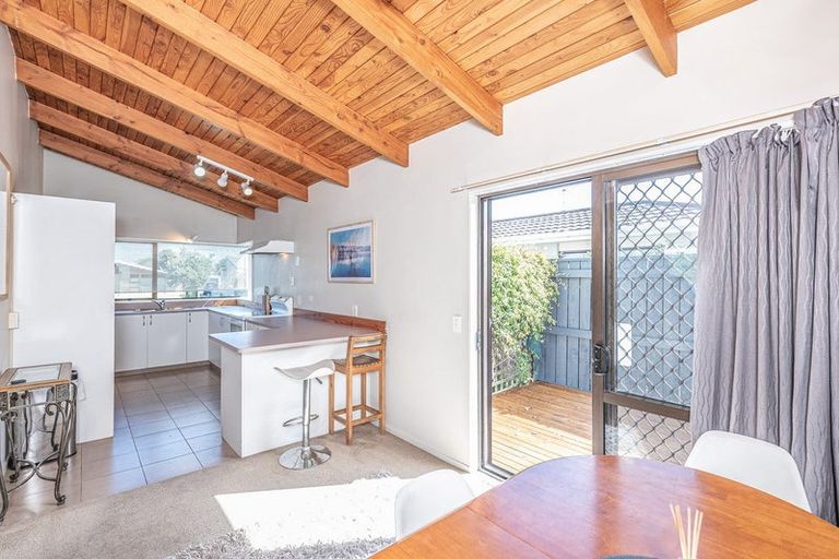 Photo of property in 32 Exeter Crescent, Springvale, Whanganui, 4501