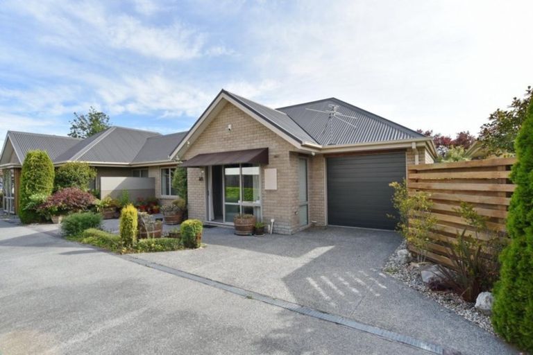 Photo of property in 38a Somerfield Street, Somerfield, Christchurch, 8024