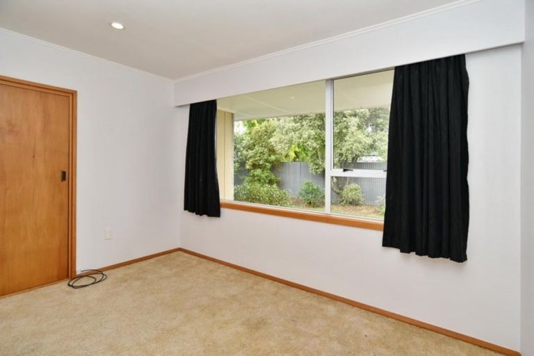 Photo of property in 10 Weston Place, Rangiora, 7400