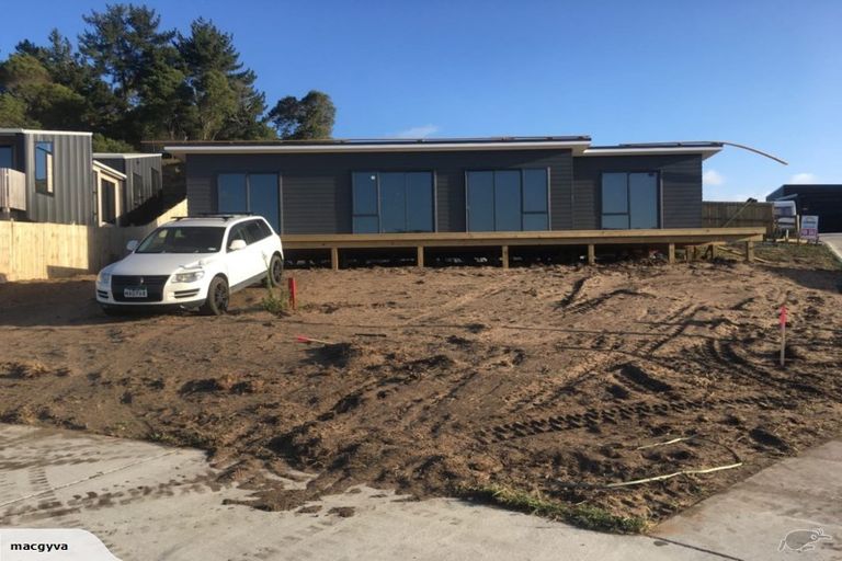 Photo of property in 30 Northcoast Place, Mangawhai Heads, Mangawhai, 0505
