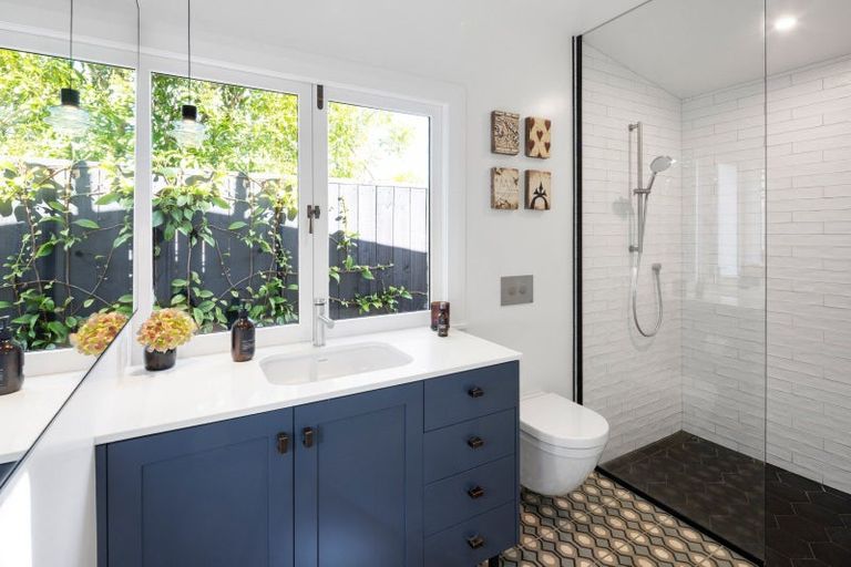 Photo of property in 76 Princes Street, Cambridge, 3434