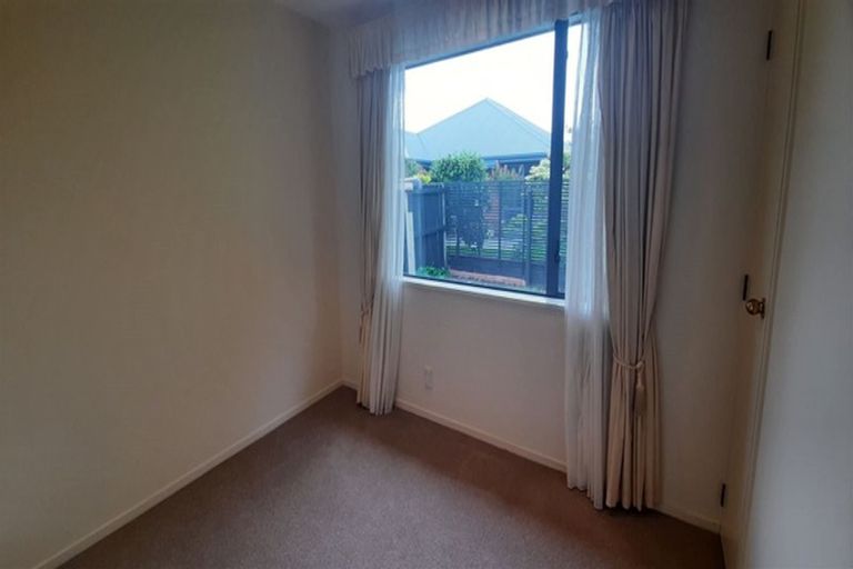 Photo of property in 2/137 Harewood Road, Papanui, Christchurch, 8053