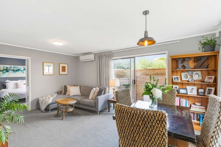 Photo of property in 1/7 Neptune Avenue, Beach Haven, Auckland, 0626