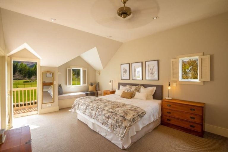 Photo of property in Millbrook Resort, 3 Chalmers Close, Arrowtown, 9371